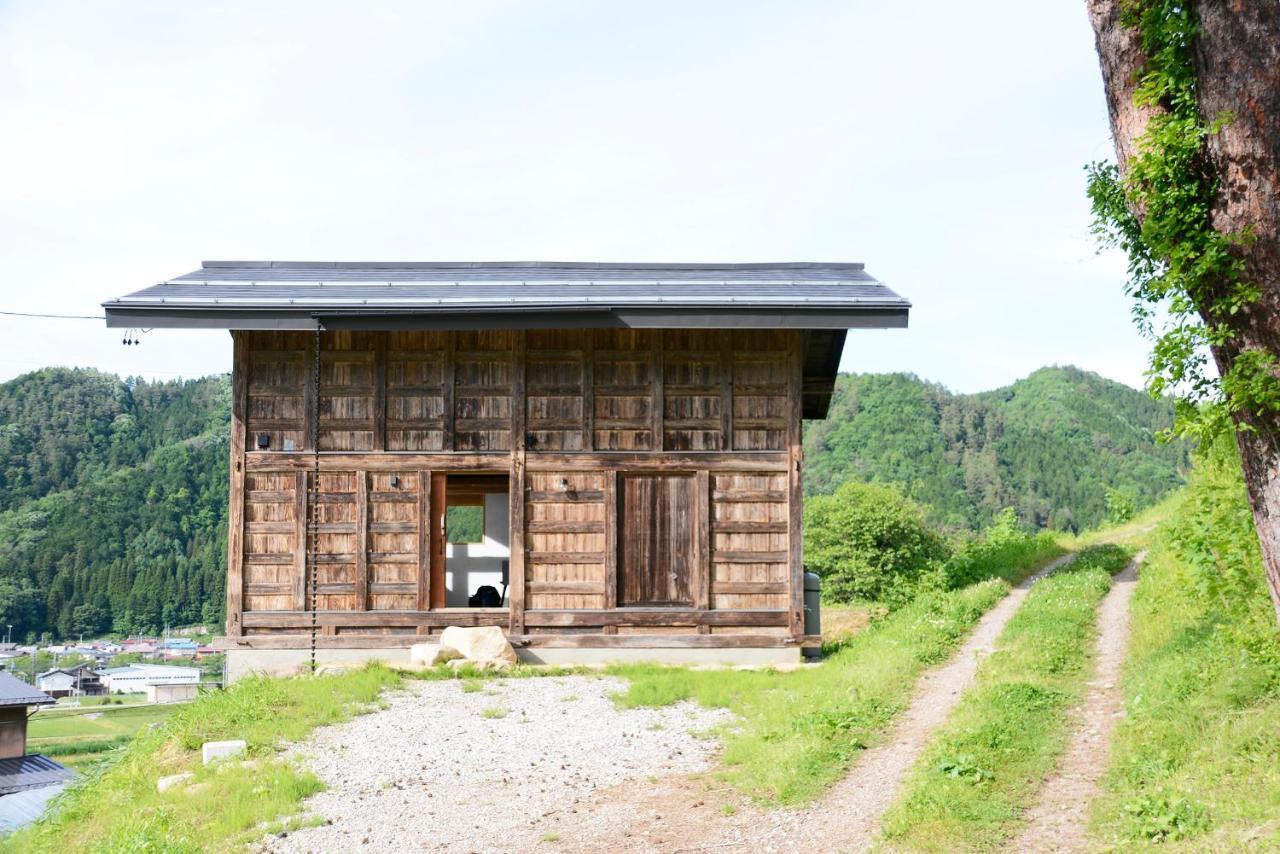 Haku 100-Year-Old Quaint Japanese Style Villa Такаяма Экстерьер фото